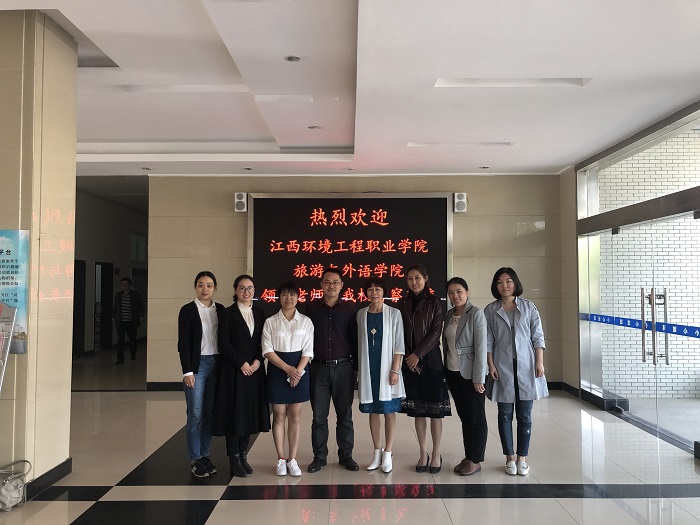 武漢交通職業(yè)學院考察.jpg