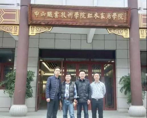 d7edb8de678a31430741883ec80609a2.jpg