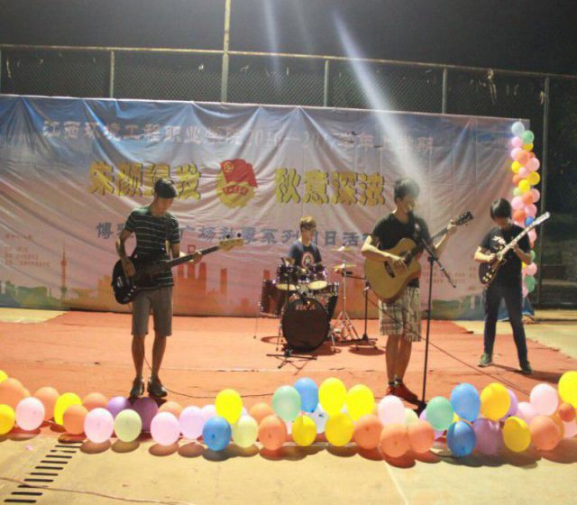 b6a0903b742a422b112e51da52aca6af.jpg twei01.jpg