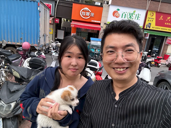 深入企業(yè)走訪，關(guān)愛學(xué)生成長(zhǎng)