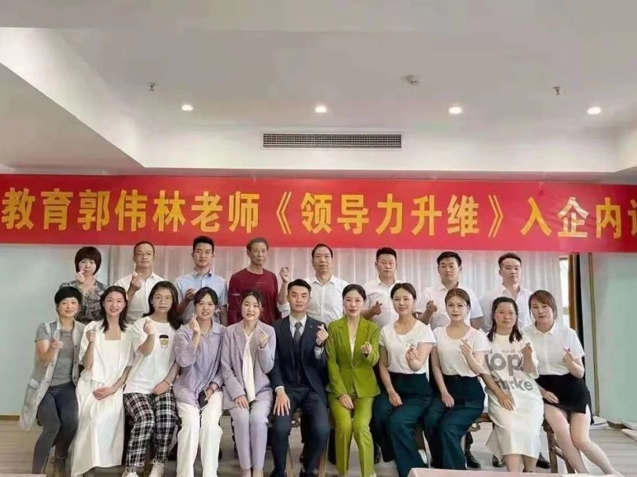 3dd2de538fe34bcda218cf3f771cce96.jpg